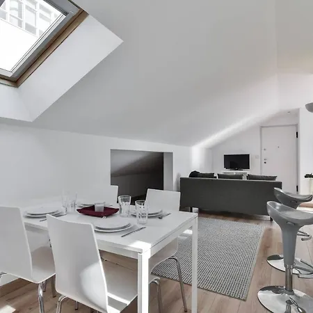 Apartmán Clean Design & Terrace Apt For 4 In Trendy Estrela *